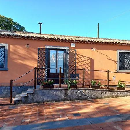 La Casa Di Bacco - Etna Country House - Affitto Breve Castiglione De Sicilia Exterior photo