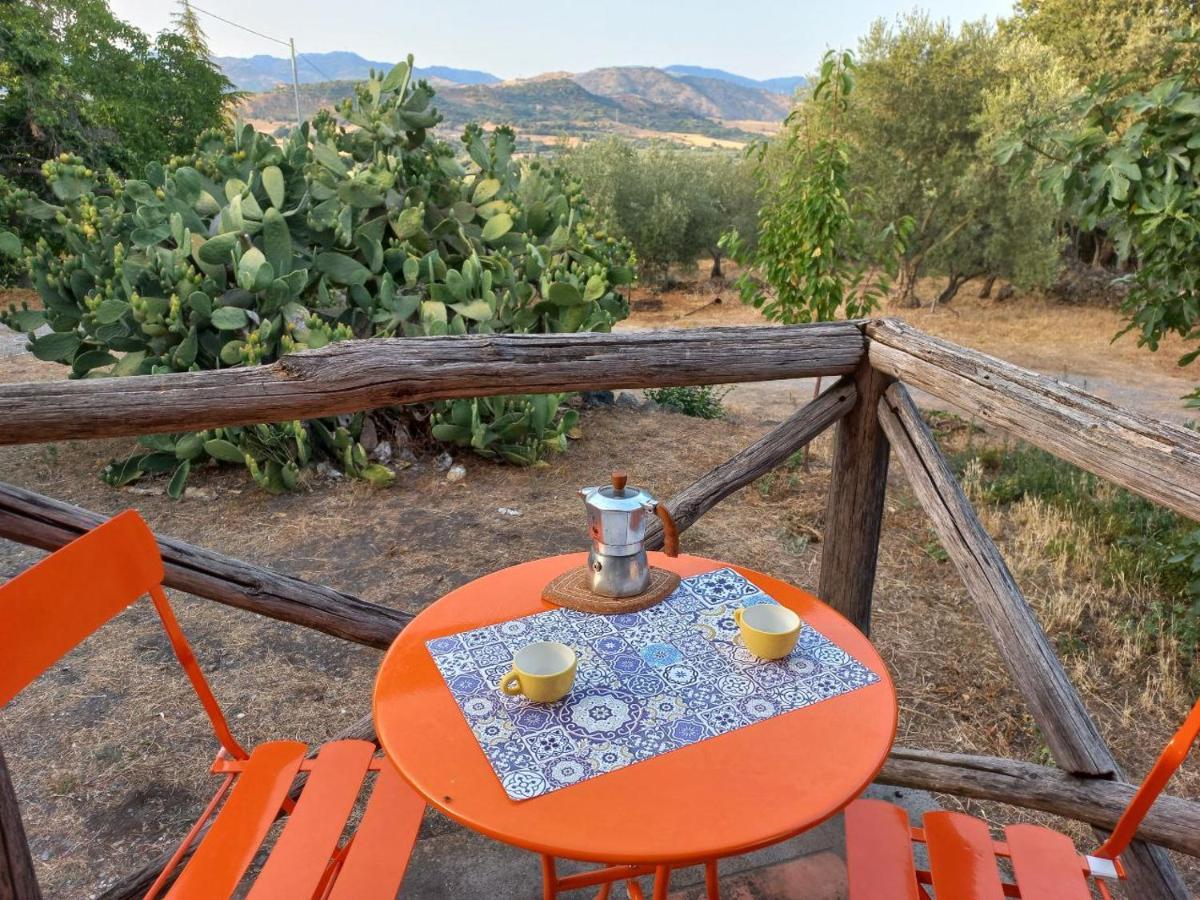 La Casa Di Bacco - Etna - Affitto Breve Casa vacanze Castiglione De Sicilia